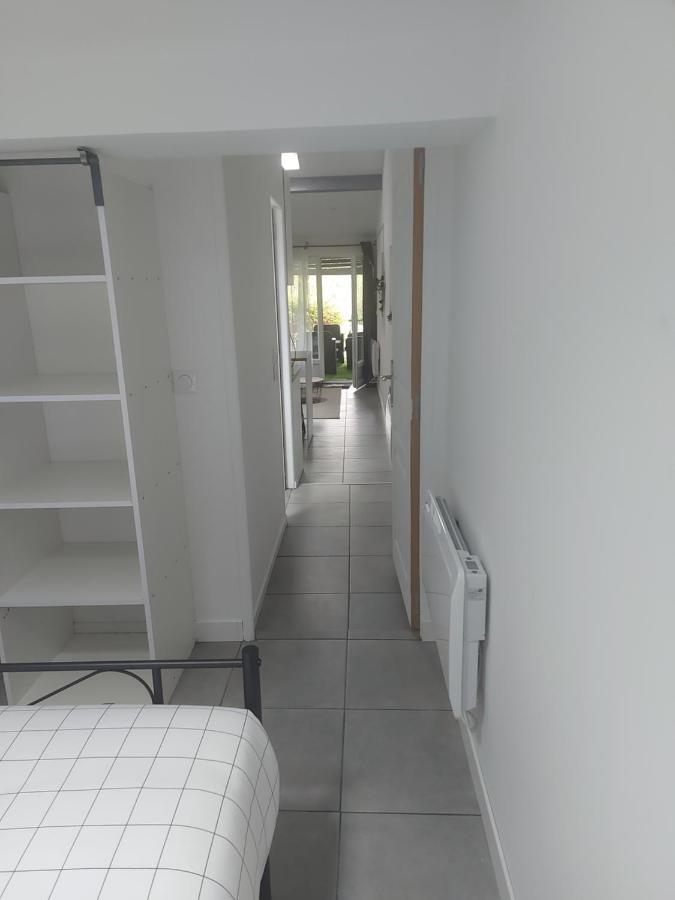 Grand Studio Entier Ecquevilly Exteriör bild