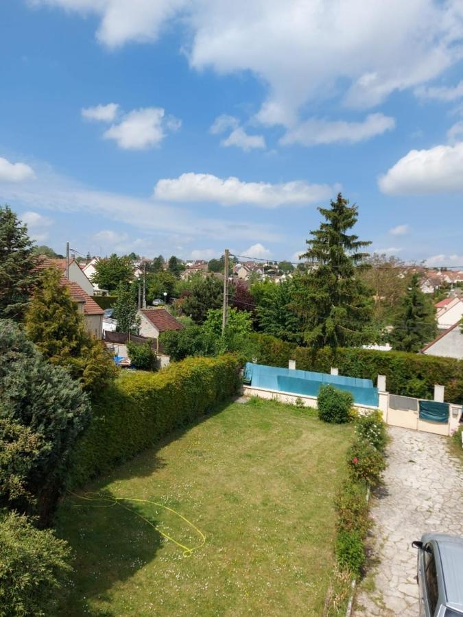 Grand Studio Entier Ecquevilly Exteriör bild
